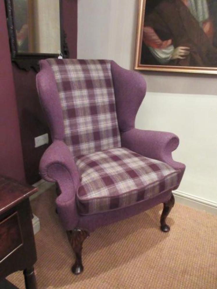 Superb Queen Anne Style Walnut Framed Wing Armchair - Image 1