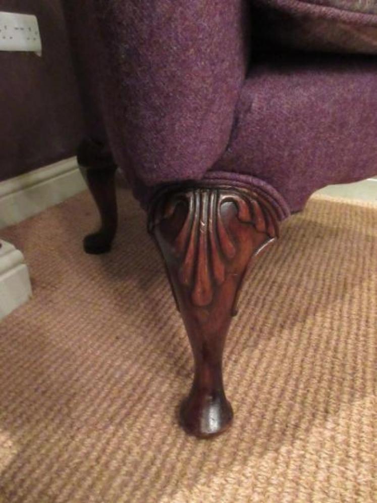 Superb Queen Anne Style Walnut Framed Wing Armchair - Image 4