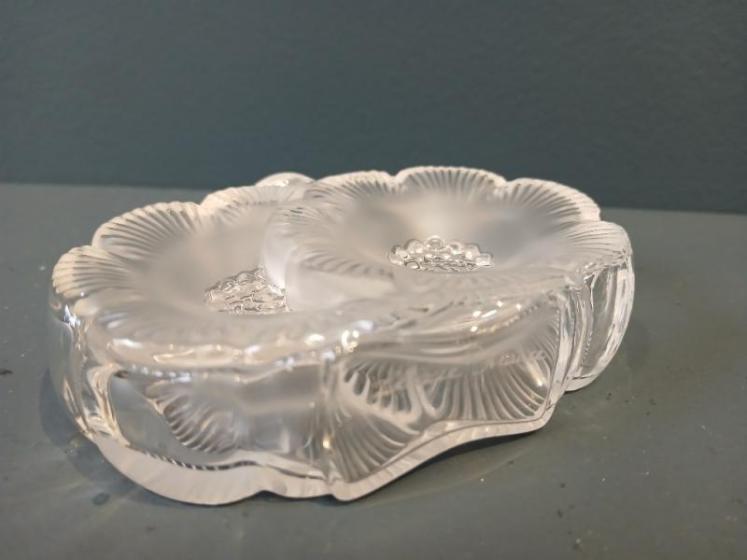 Lalique Opalescent 'Deux Fleurs' Scent Bottle - Image 4