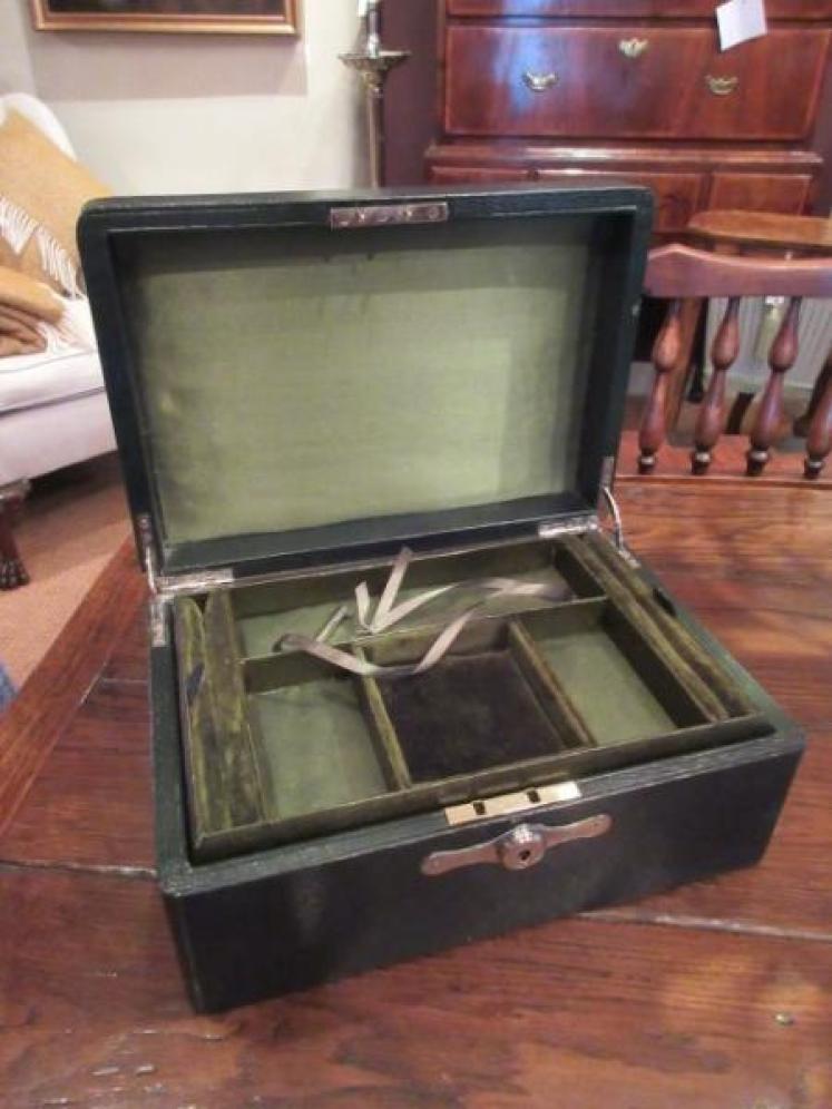 High Quality Edwardian Period Leather Jewellery Box - Image 1
