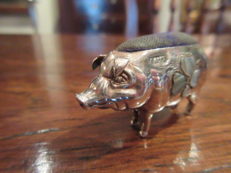 Rare George V Period Silver Irish Themed Pig Pin Cushion - Image 2