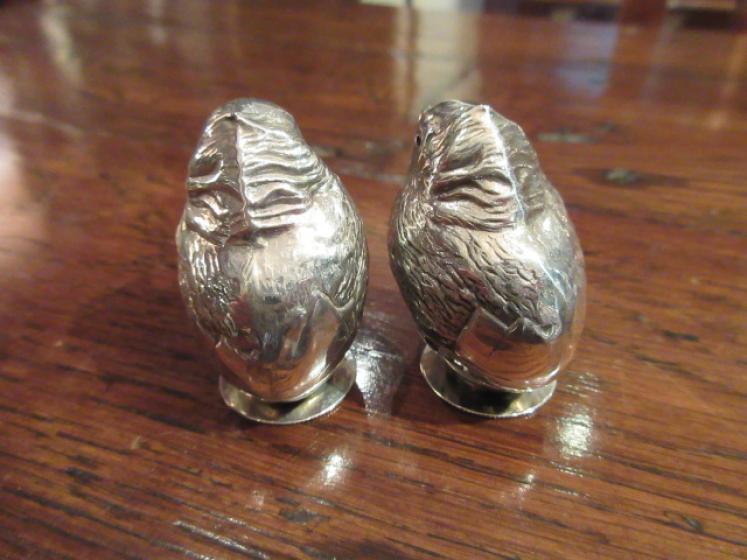 Pair of Edwardian Sampson & Morden Silver 'Chick' Peppers - Image 2
