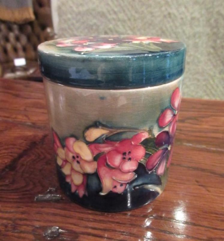 Moorcroft Freesia Pattern Lidded Pot - Image 5