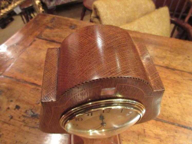 Art Nouveau Period Polished Oak Inlaid Mantel Clock - Image 4