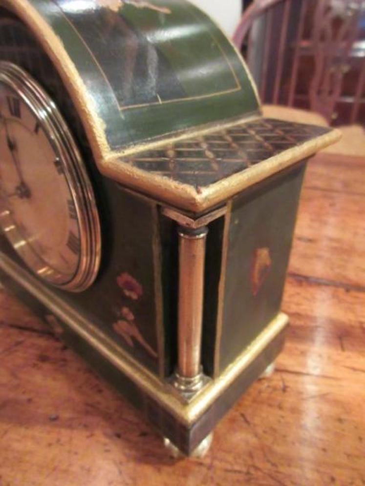 Edwardian Period Chinoserie Green Lacquered Mantel Clock - Image 4