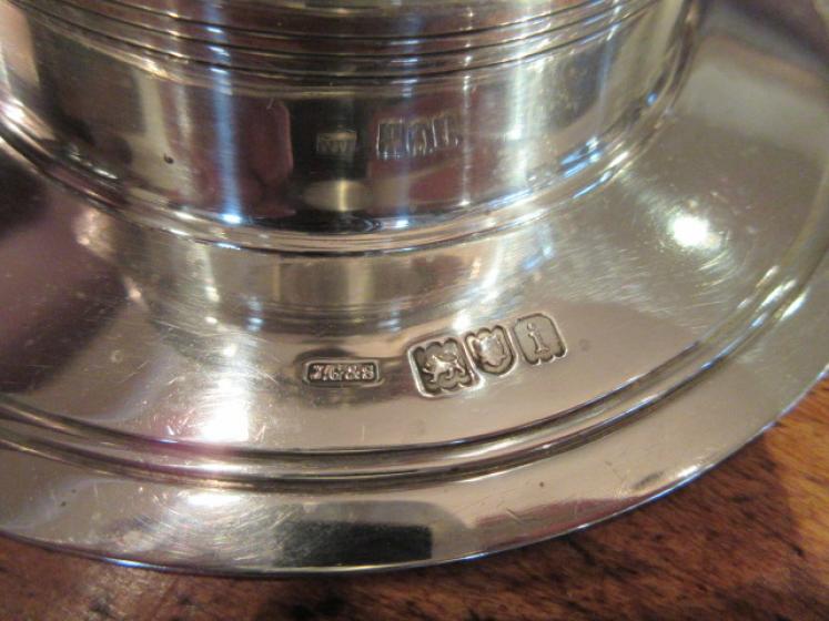 Top Quality Edwardian Period Silver Ship's Inkwell - Image 2