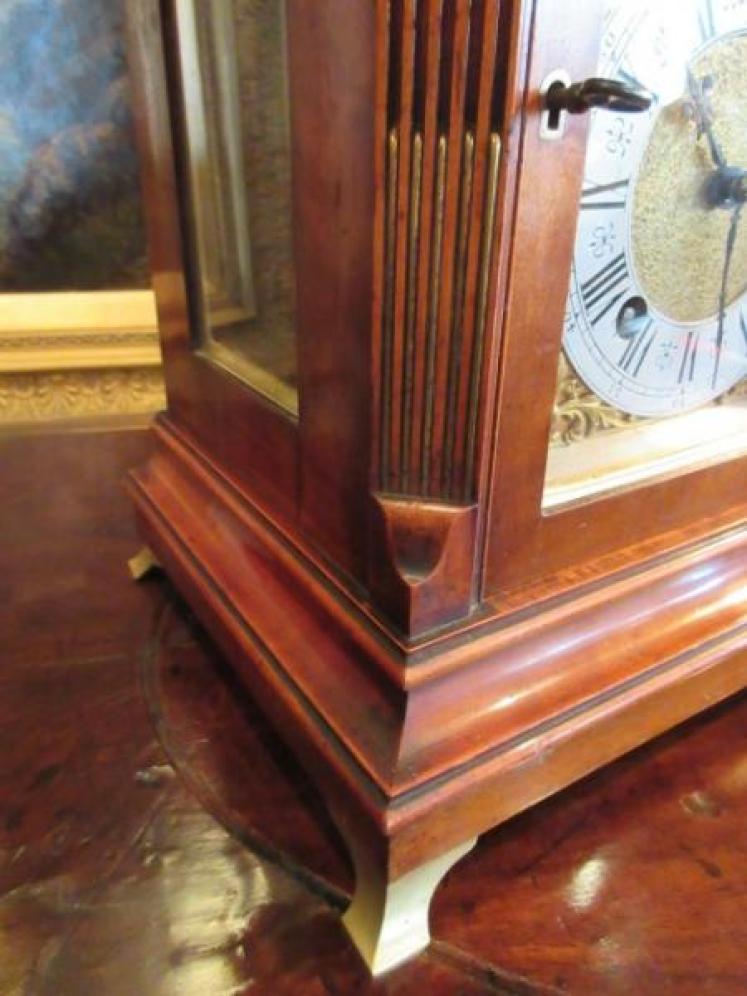 Superb 19th Century Walnut Ting-Tang Bracket Clock - Image 3