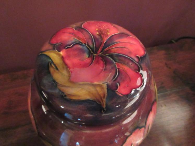 Rare Moorcroft Hibisus Flambe Ginger Jar & Cover - Image 4