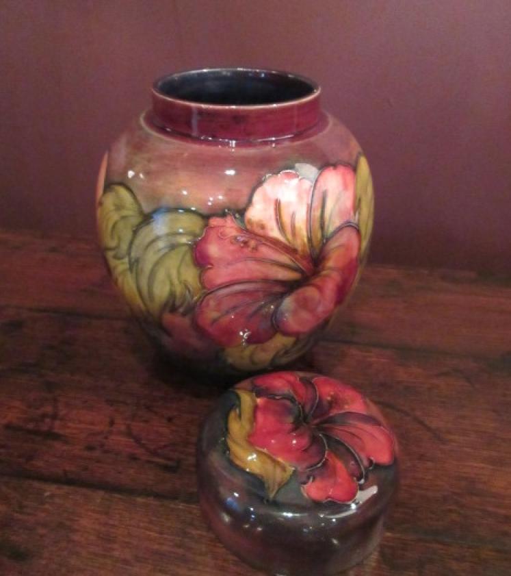 Rare Moorcroft Hibisus Flambe Ginger Jar & Cover - Image 5