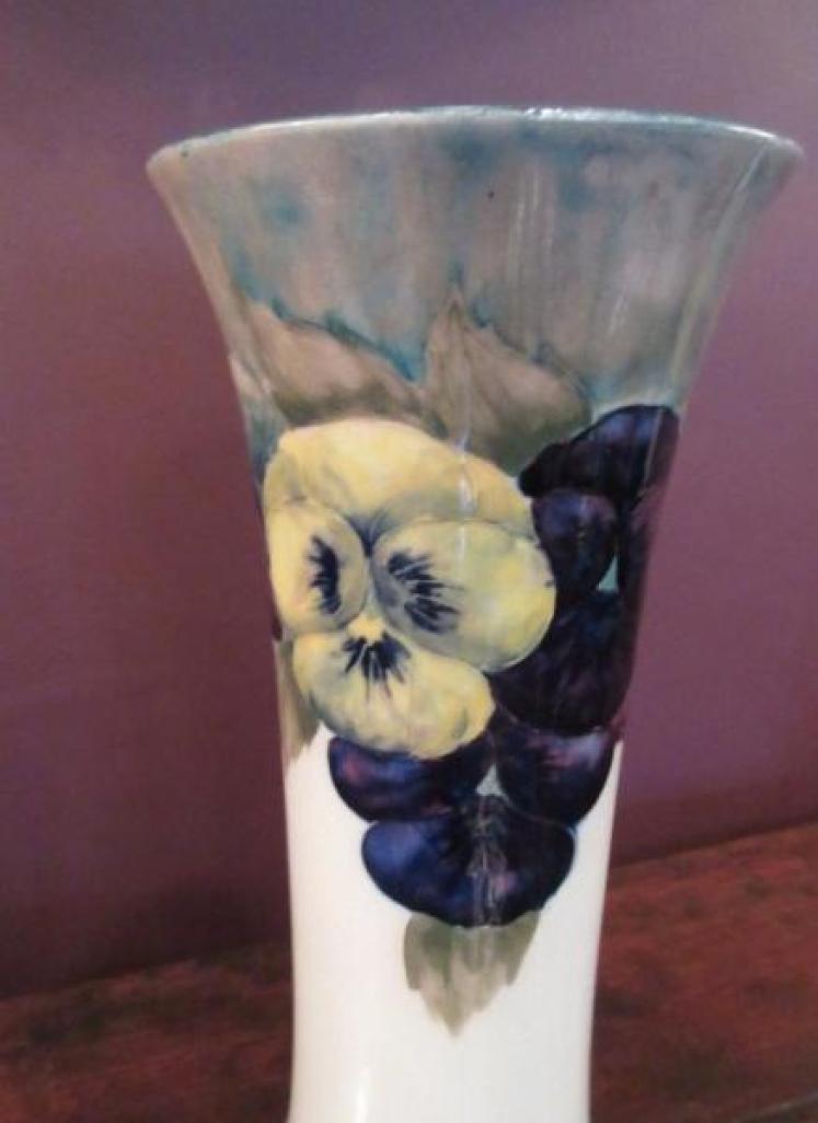 Early Moorcroft Pansy on Cream Flared Top Vase - Image 3