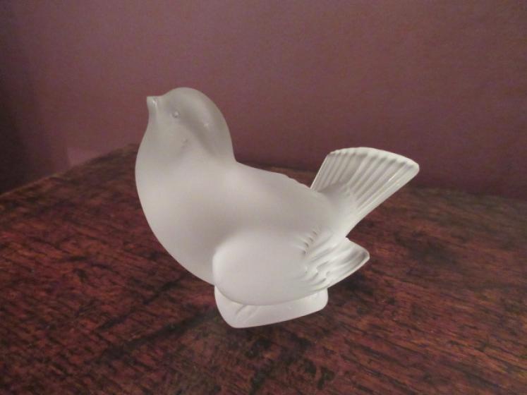 Lalique Opalescent Sitting Bird - Image 1