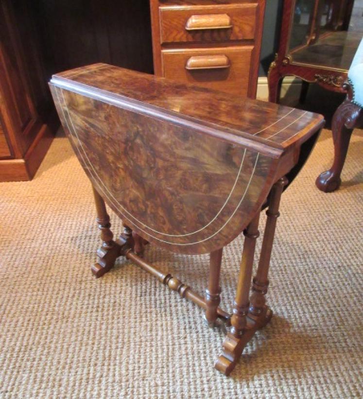 Superb Victorian Burr Walnut 'Baby' Sutherland Table - Image 1