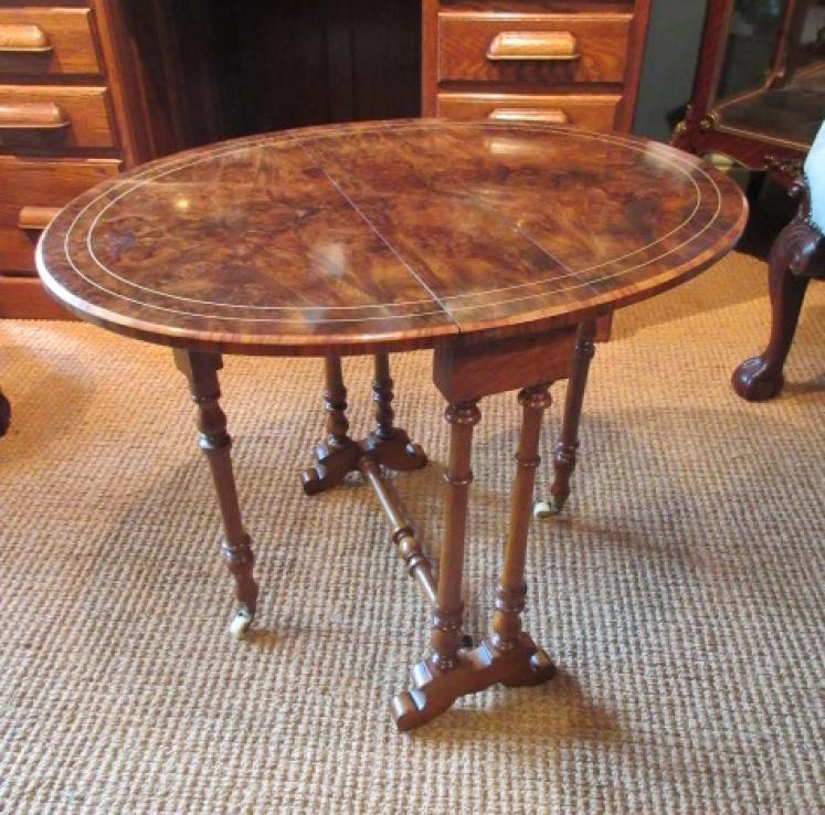 Superb Victorian Burr Walnut 'Baby' Sutherland Table - Image 2
