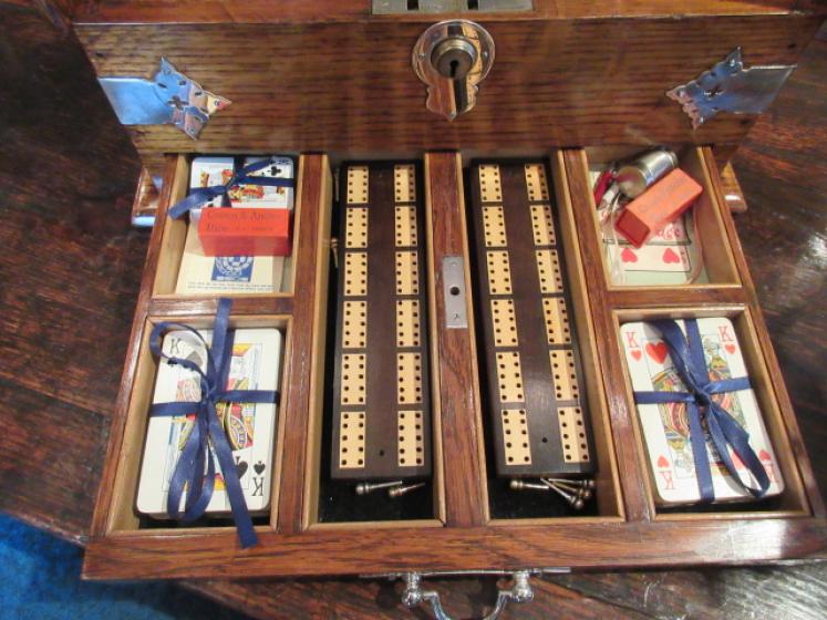 Outstanding Victorian Polished Oak Gaming Tantalus - Image 3