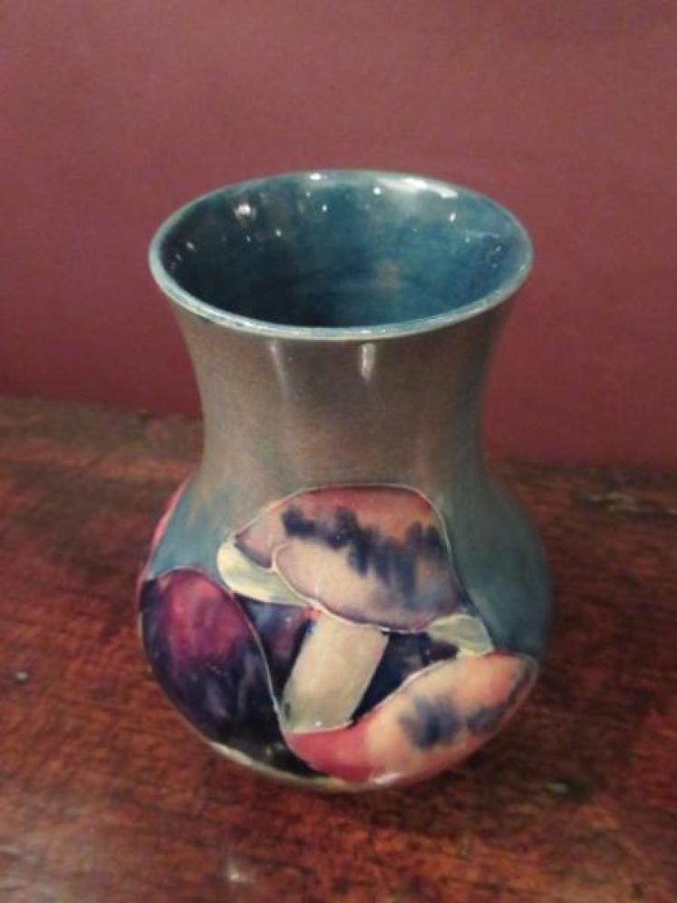 Early Moorcroft Claremont Shaped Vase - Image 4