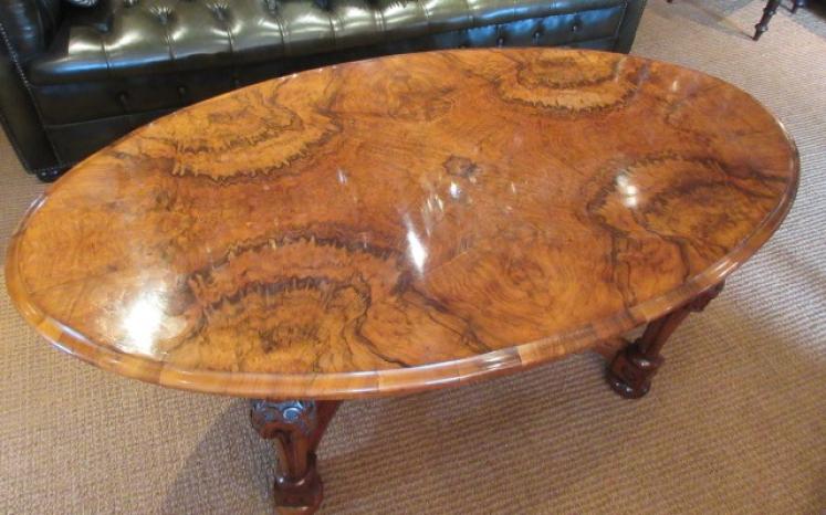 Stunning Mid Victorian Figured Walnut Coffee Table - Image 2