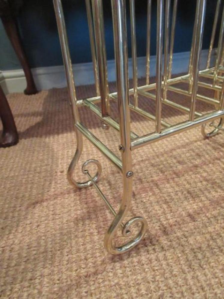 Art Nouveau Brass Framed Magazine Stand - Image 4
