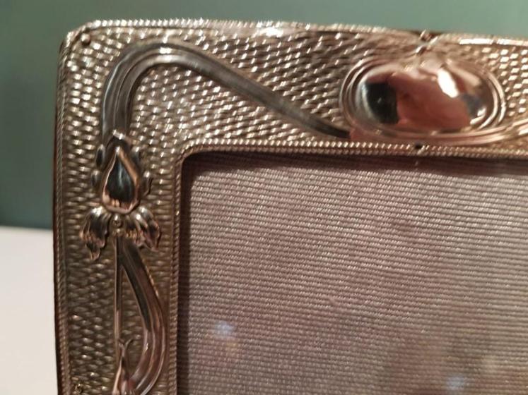 Silver Art Nouveau Frame - Image 2