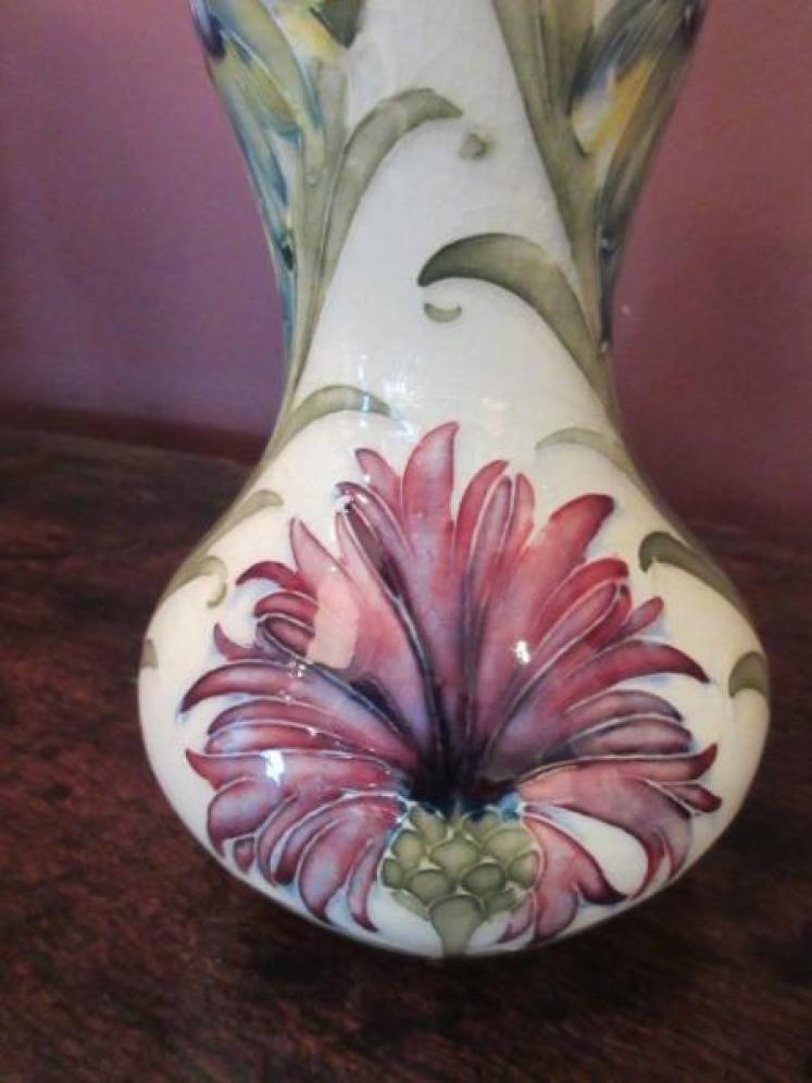 Rare Moorcroft Cornflower on Cream Ground Vase - Image 3