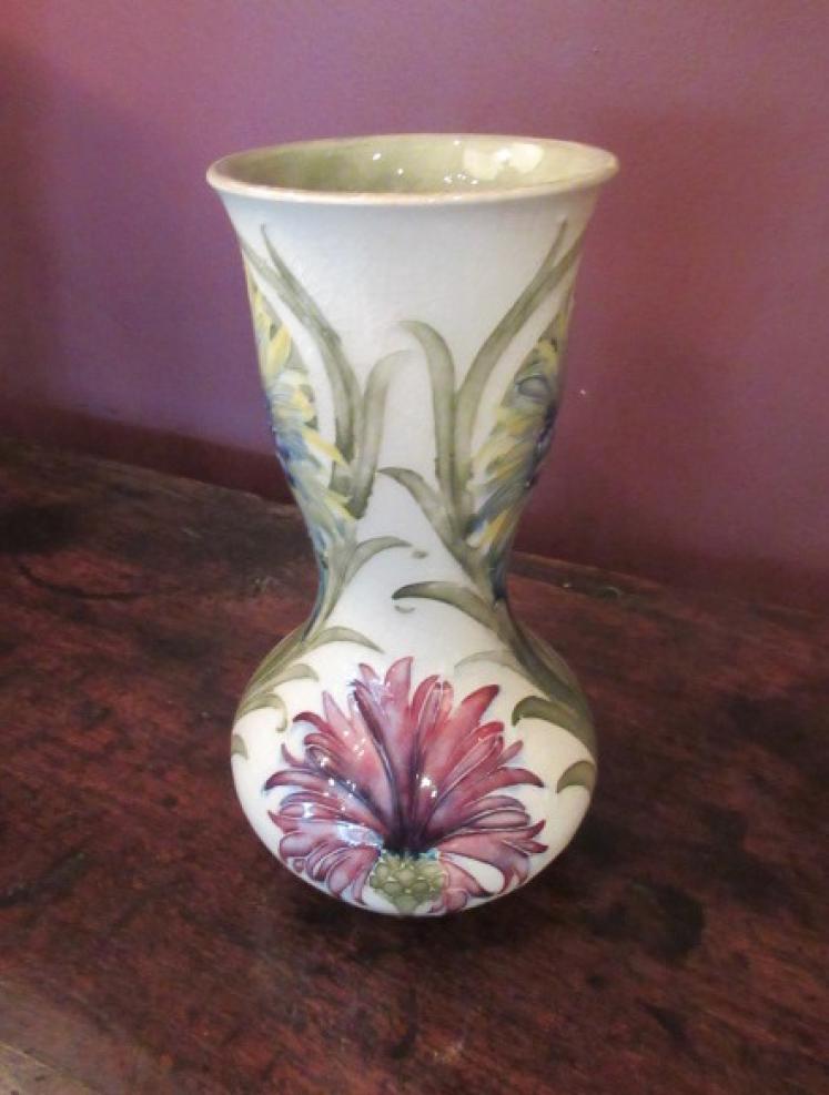 Rare Moorcroft Cornflower on Cream Ground Vase - Image 5