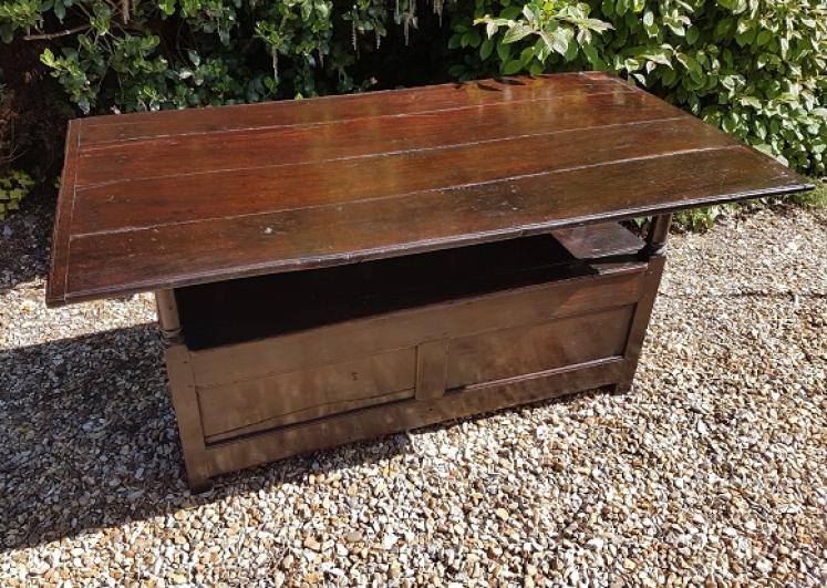 Superb George I Period Oak Settle  Table.c.1720 - Image 3