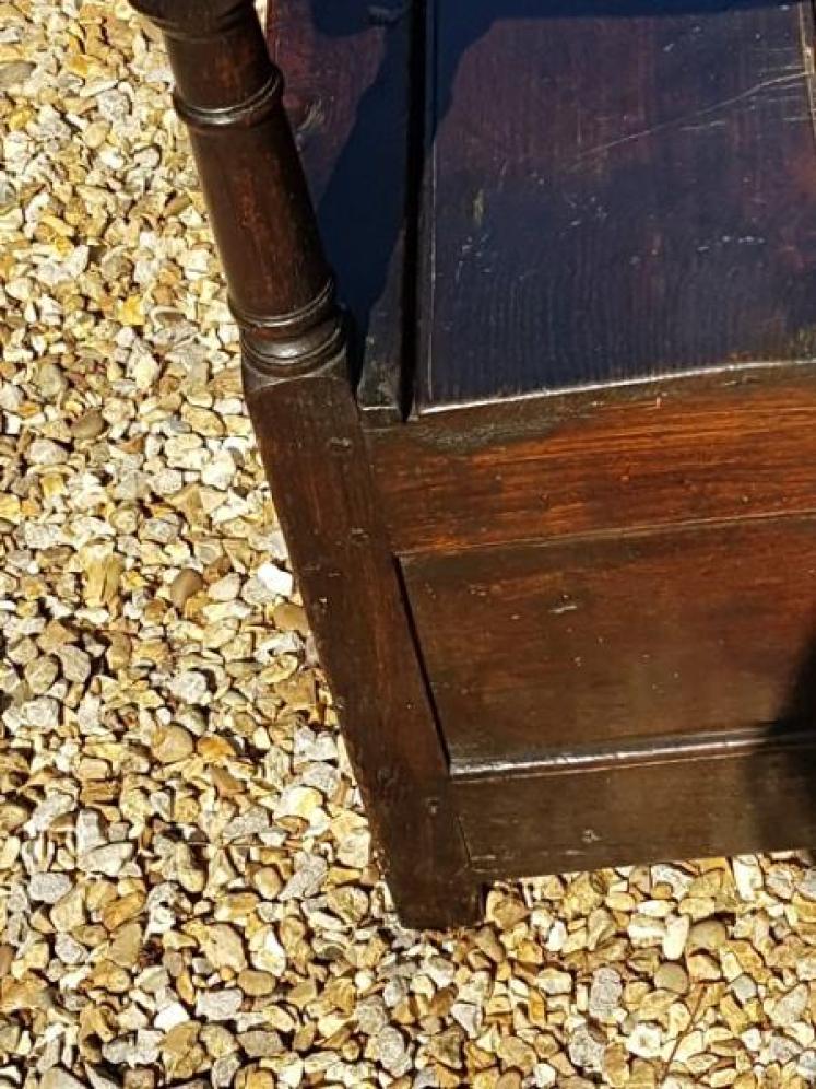 Superb George I Period Oak Settle  Table.c.1720 - Image 5