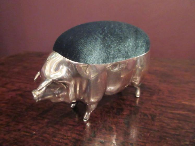 Large Edwardian Period Silver Novelty 'Pig' Pin Cushion - Image 5
