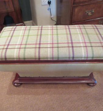 Top Quality Early Victorian Upholstered Ottoman