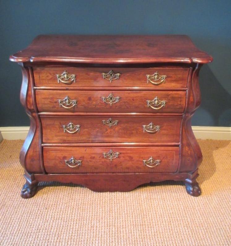 Superb 18th Century Walnut Inlaid Dutch Chest - Image 1