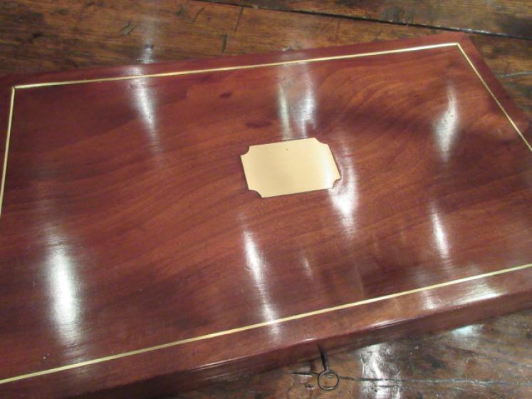 Early Victorian Flame Mahogany Backgammon Games Box - Image 4