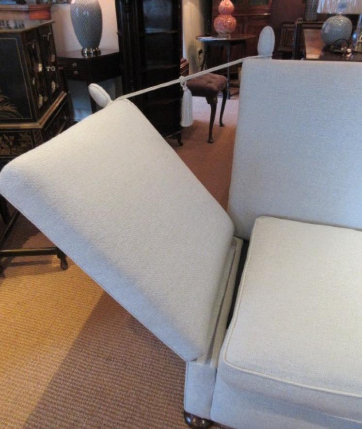 High Quality Edwardian Period 'Knowl' Settee - Image 3