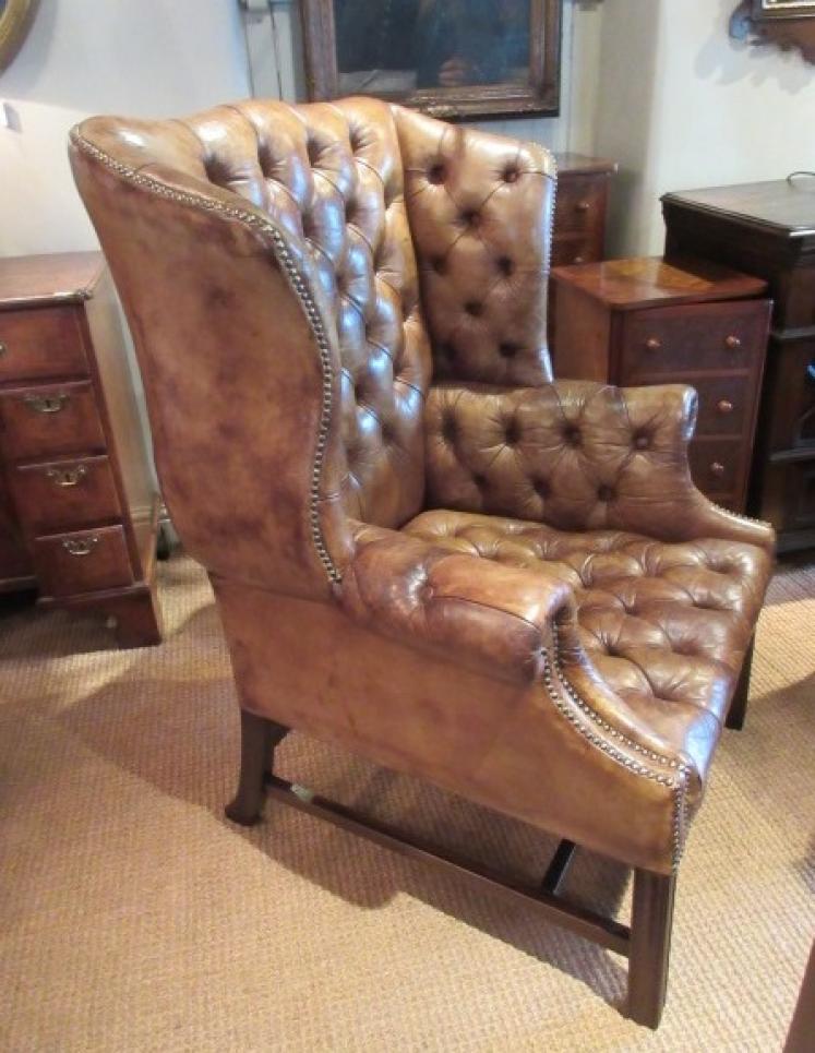 Victorian Leather Buttoned Wing Back Armchair - Image 4