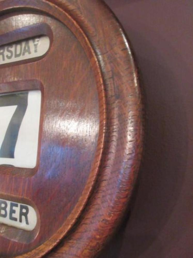 Large Victorian Polished Oak Wall Calendar - Image 5