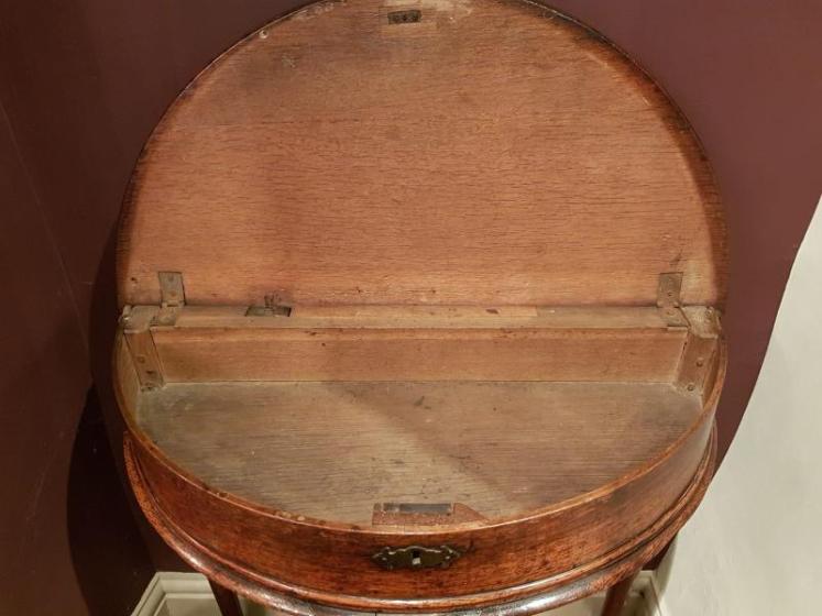 Small George II Oak Semi Circular Gaming Table - Image 3