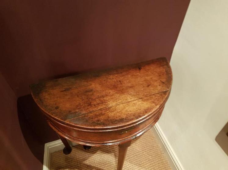 Small George II Oak Semi Circular Gaming Table - Image 5