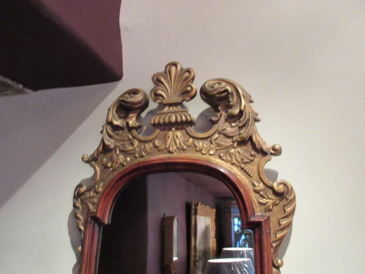 Early Victorian Walnut & Timber Gilt Mirror - Image 2