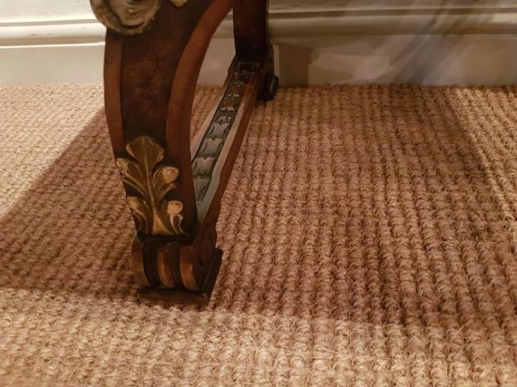 Late Victorian Walnut Lamp Table or Occasional Table - Image 3
