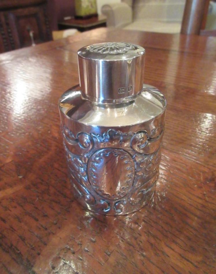 Edwardian Period Silver Lidded Caddy - Image 1