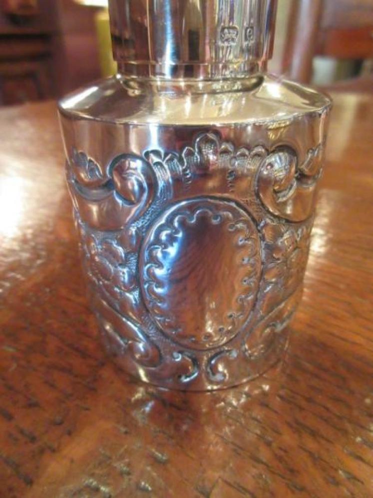 Edwardian Period Silver Lidded Caddy - Image 3