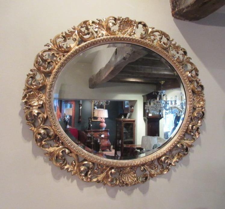 Superb Mid Victorian Oval Plaster Gilt Wall Mirror - Image 1