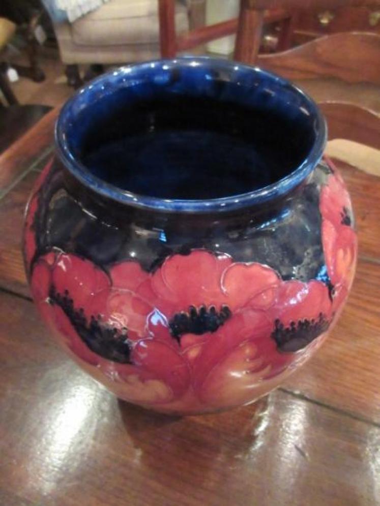 Large Moorcroft Big Poppy Vase.c.1920 - Image 3