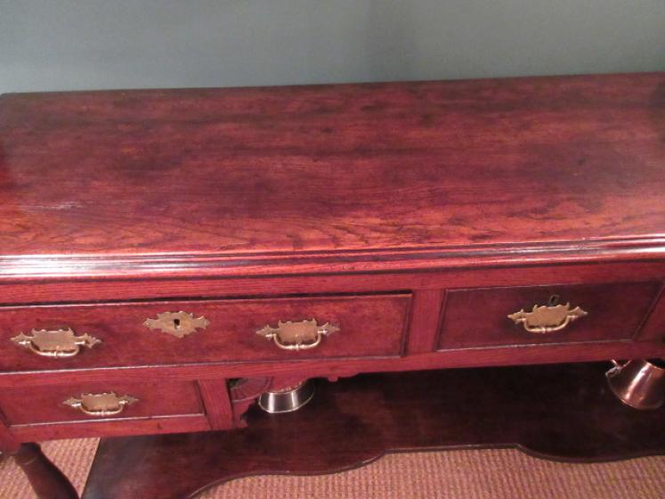 George III Period Oak Open Pot Board Dresser - Image 3