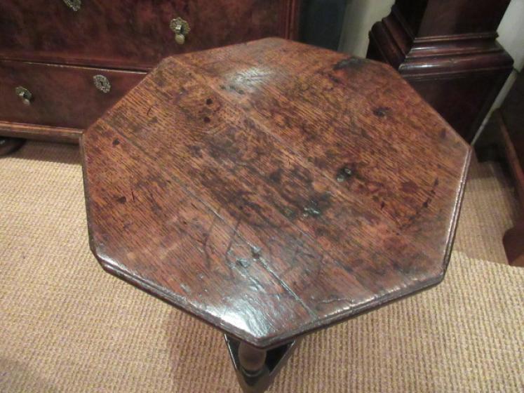 Small George II Period Oak Cricket Table - Image 2