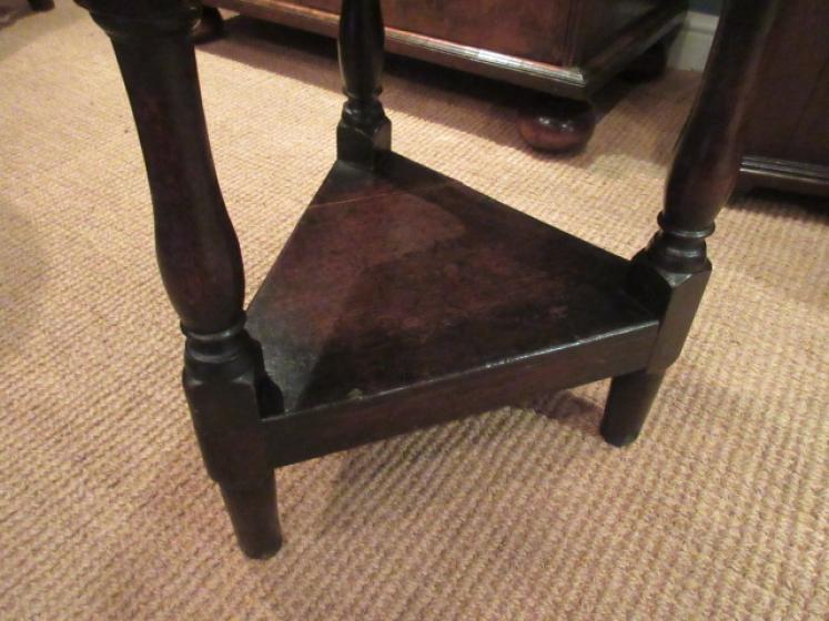 Small George II Period Oak Cricket Table - Image 3