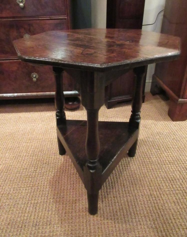 Small George II Period Oak Cricket Table - Image 5