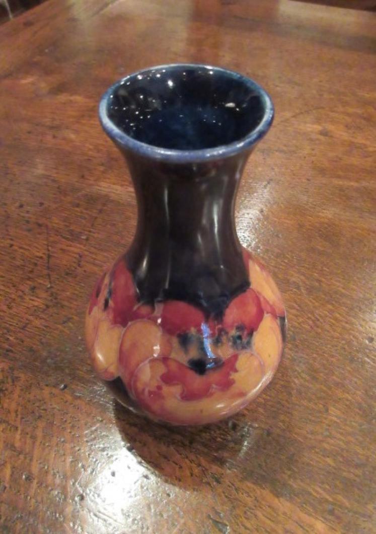 Early Moorcroft Big Poppy Vase - Image 5
