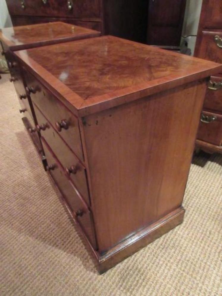 Large Pair of Mid Victorian Burr Walnut Bedside Chests - Image 5