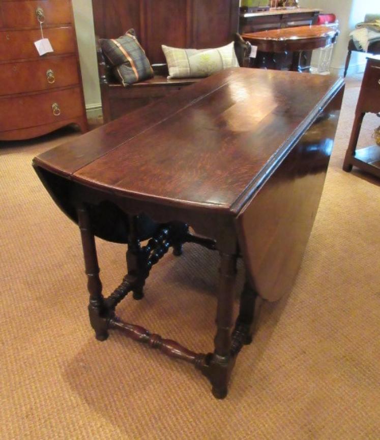 Large George II Period Oval Oak Gateleg Table - Image 3