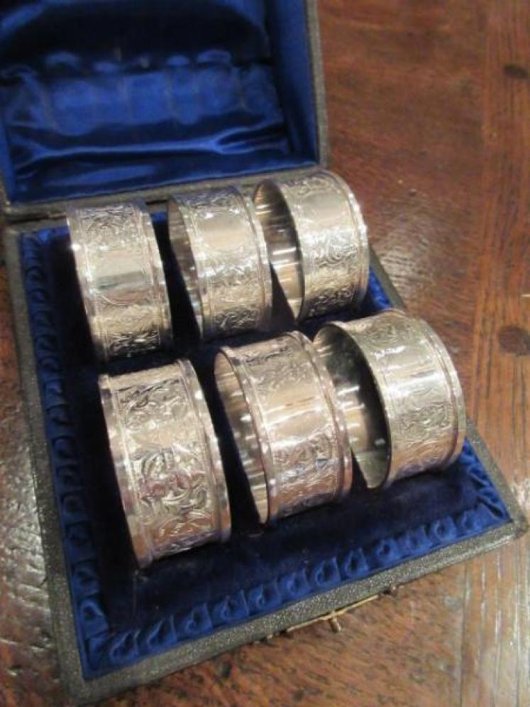Victorian Silver Napkin Ring Cased Set - Image 2