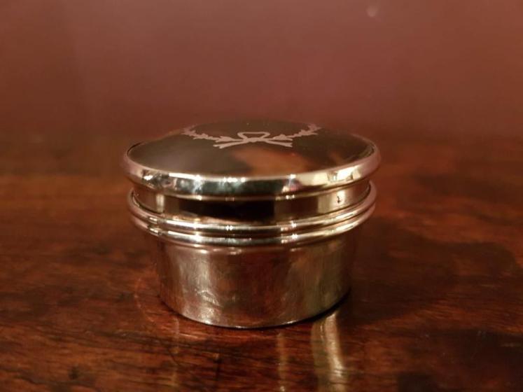 George V Period Silver & Tortoiseshell Rouge Pot - Image 3